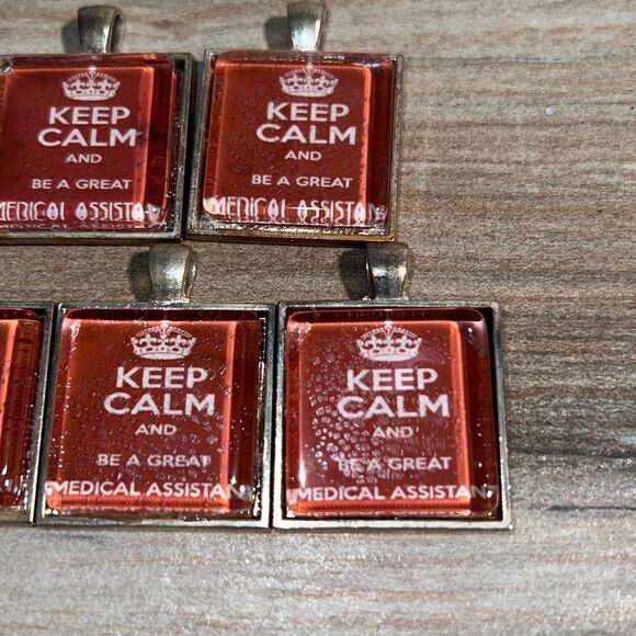Medical assistant pendant keep calm and be a great medical assistant glass Lot 5 - Picture 4 of 7